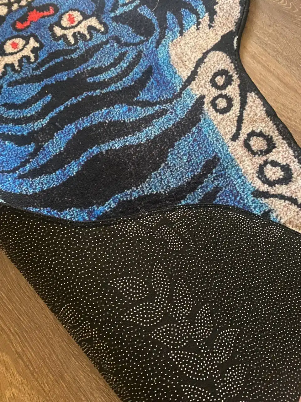 Ковер Gucci Blue Tiger 120x80 см - Ковры (Барахолка) в Владивосток