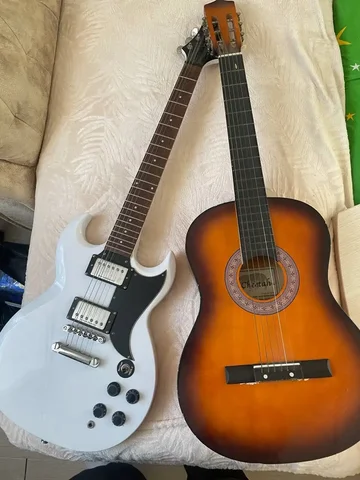 Продажа двух гитар: классической и электро - Туризм и рыбалка в Владивосток