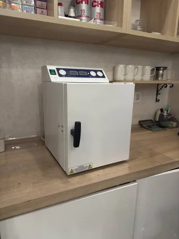 Продам ГП Сухожар для инструментов, стерилизатор для маникюра Ферропласт 20 - Красота и здоровье в Владивосток