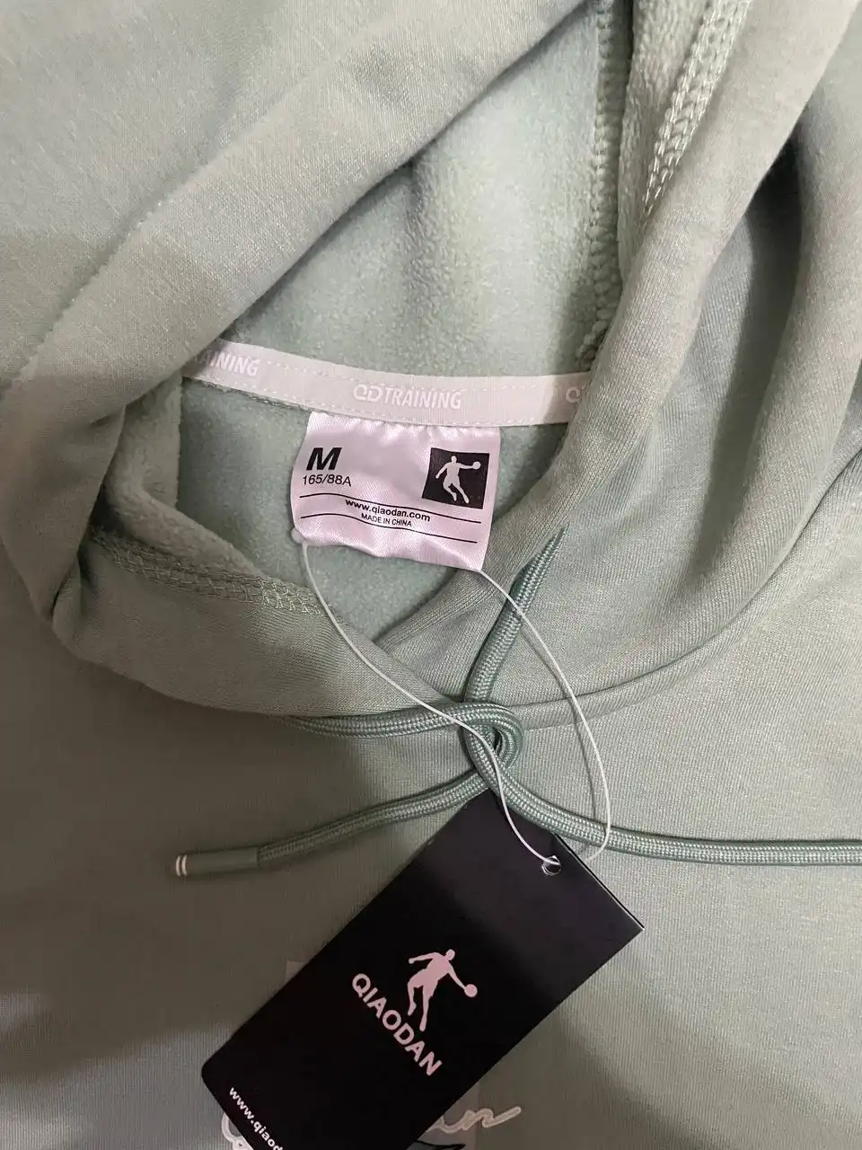 Продам худи Qiaodan (оригинал) размер M женский - Верхняя одежда (Одежда) в Владивосток