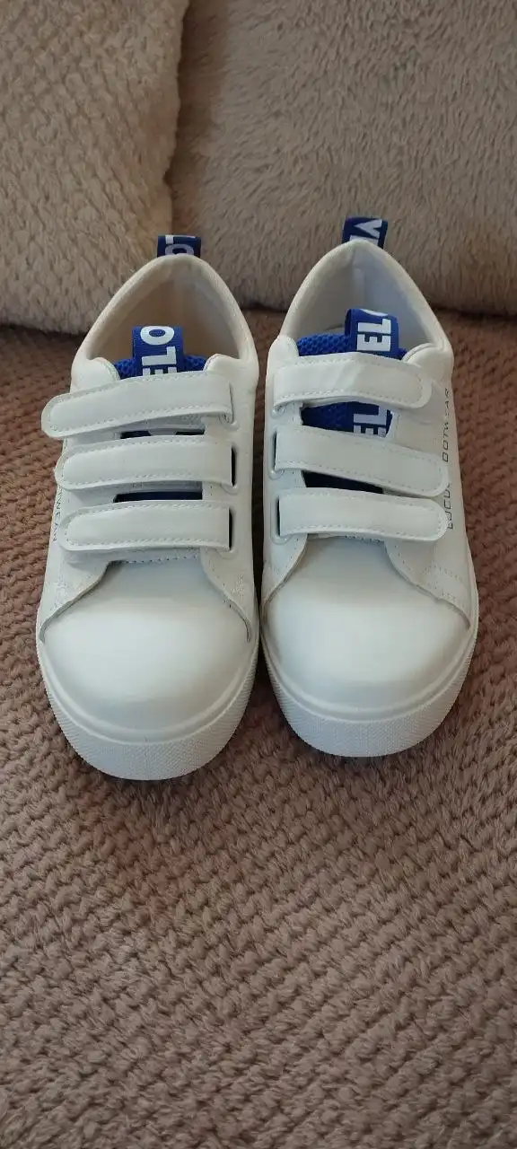 Новые кроссовки размер 37-38 - Обувь (Одежда) в Владивосток