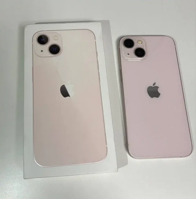 iPhone 13 розовый 128gb - Смартфоны в Владивосток