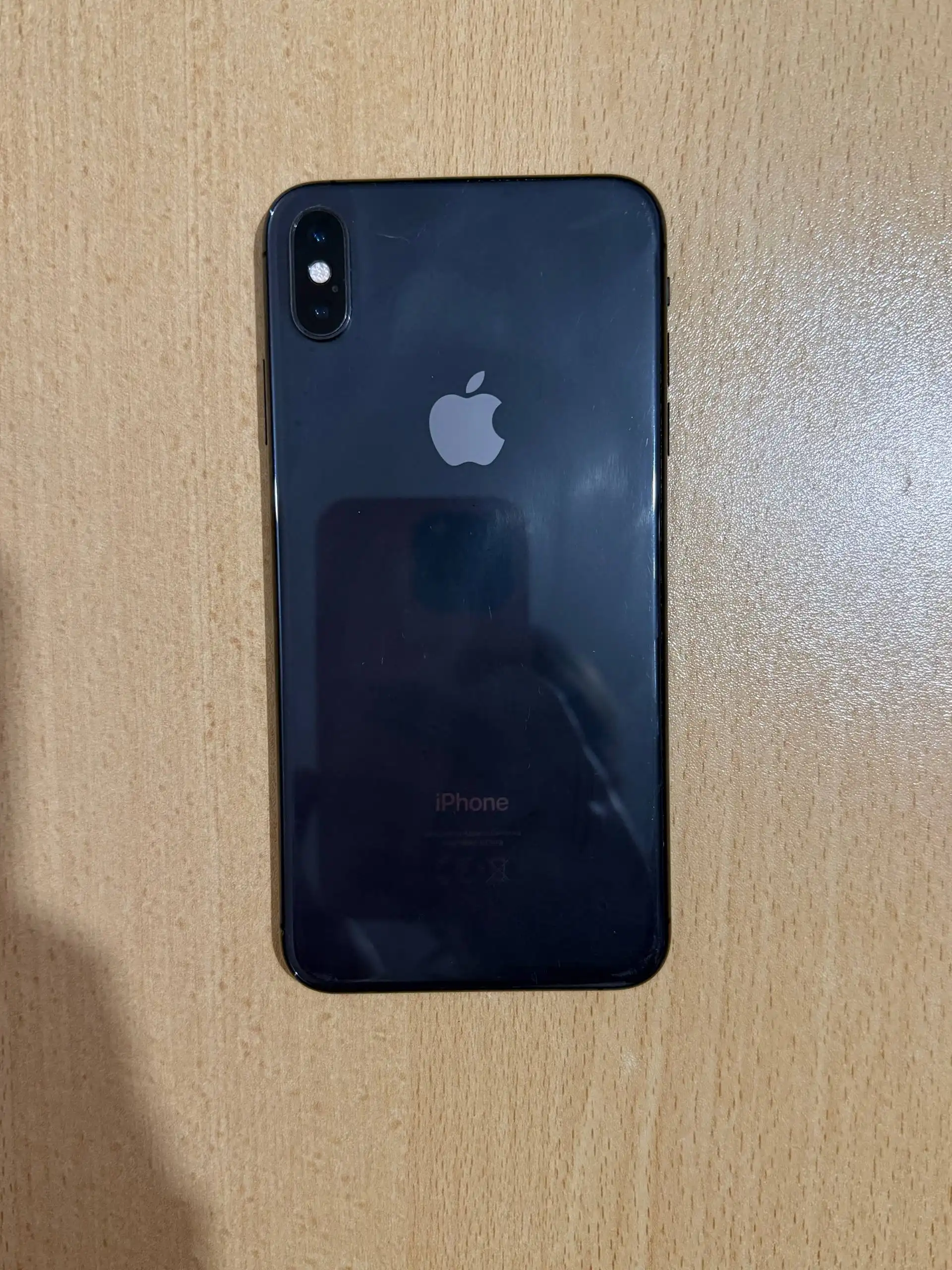 Продам IPhone XS Max 256г - Смартфоны (Электроника) в Владивосток