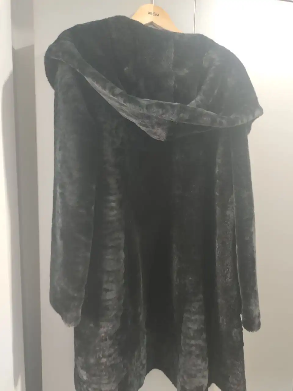 Продам шубу Мутон размер 50 - Верхняя одежда (Одежда) в Владивосток