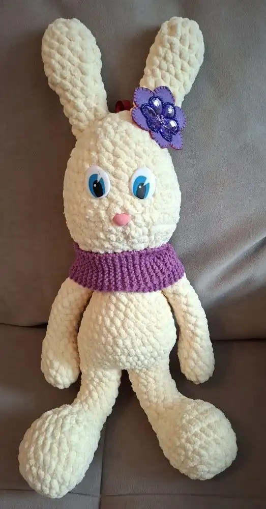 Продам мягкую вязаную игрушку Заяц - Игрушки ручной работы (Хобби и отдых) в Владивосток