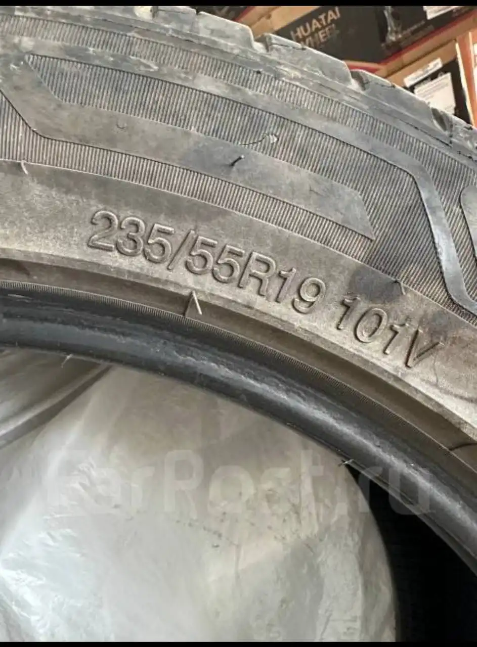 Продажа летних шин 235/55 R19 - Шины (Запчасти) в Владивосток