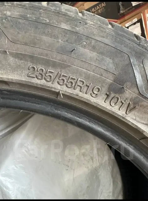 Продажа летних шин 235/55 R19 - Запчасти в Владивосток