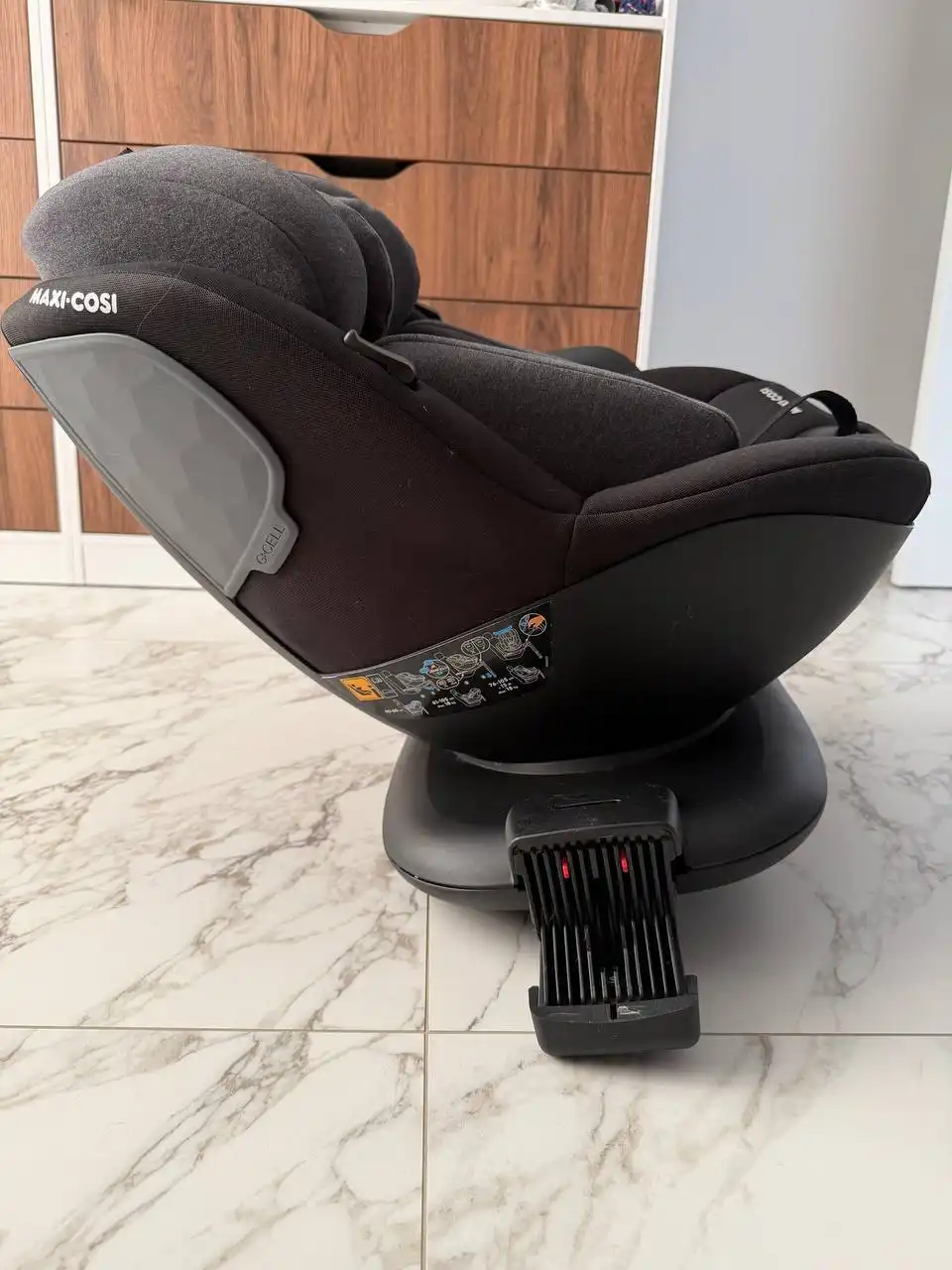 Продам детское автокресло Maxi-Cosi - Автокресла (Товары для детей) в Владивосток