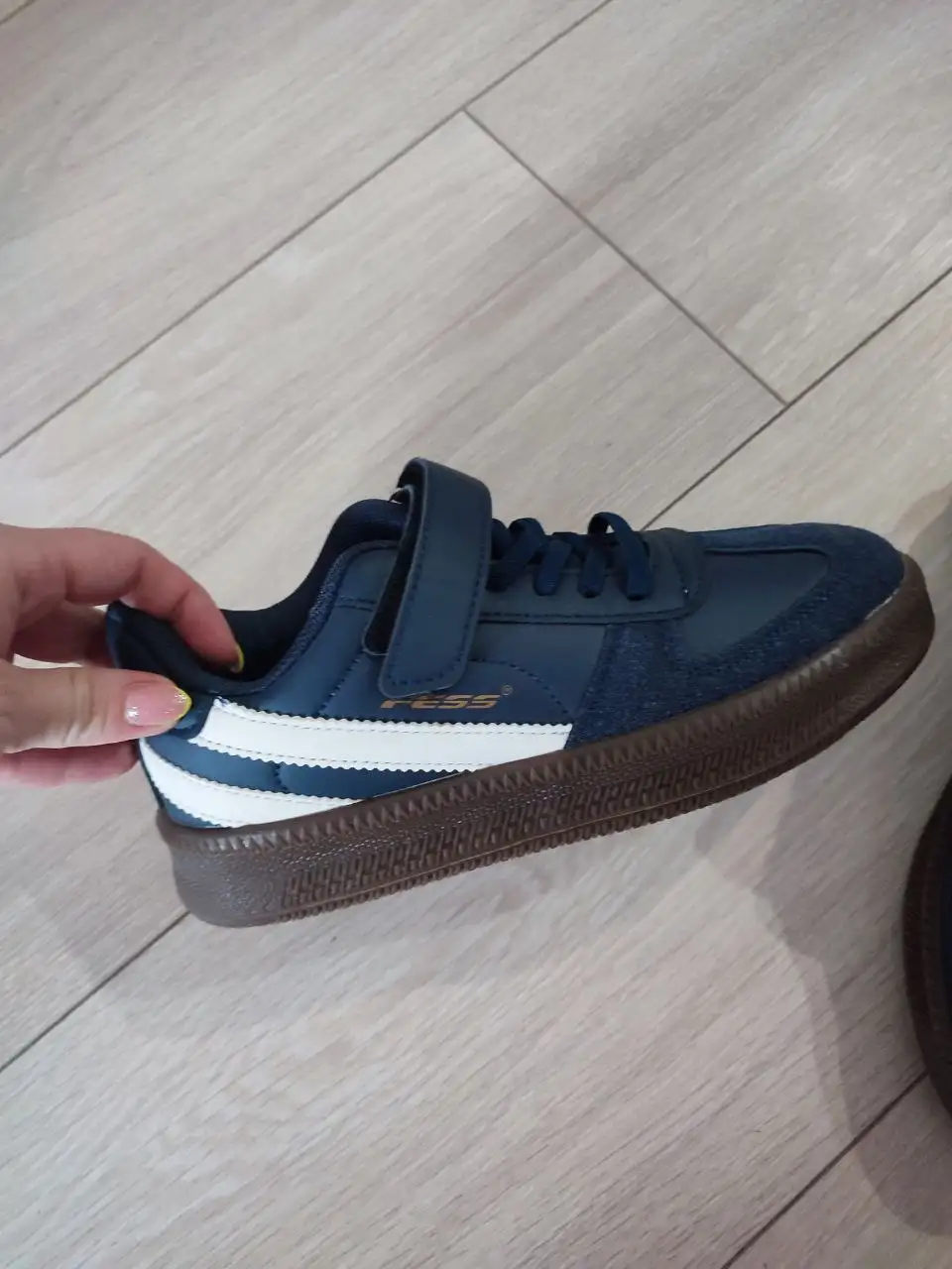 Продам новые кеды - Обувь (Одежда) в Владивосток