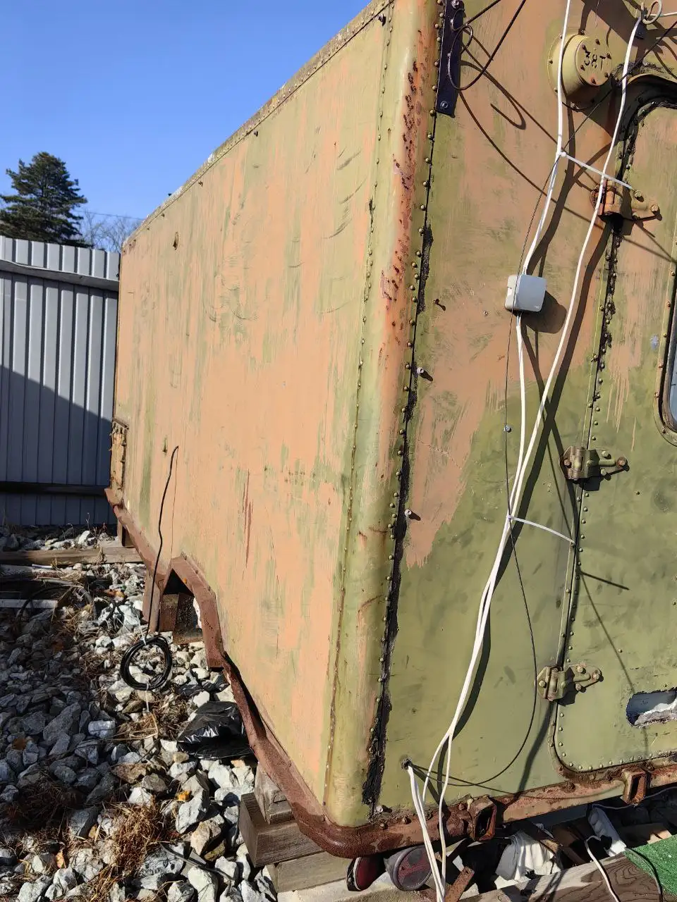 Кунг от ГАЗ 66 с высокой крышей для временного жилья - Барахолка в Владивосток