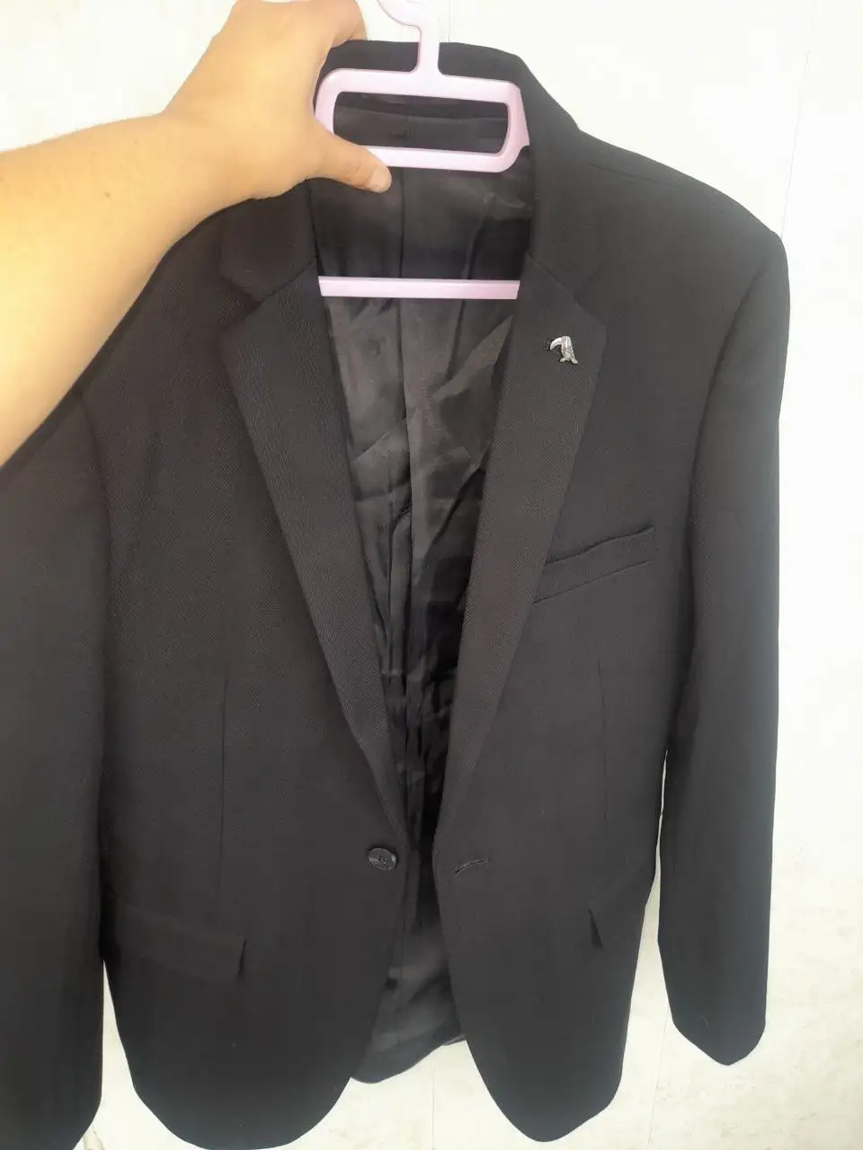 Продам новый мужской пиджак - Мужская одежда (Одежда) в Владивосток