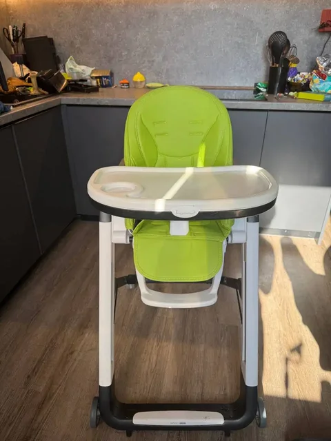 Продам стульчик для кормления Peg Perogo - Детские коляски в Владивосток