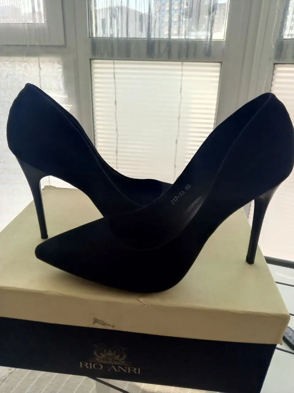 Туфли новые замшевые 39-40 - Обувь (Одежда) в Владивосток