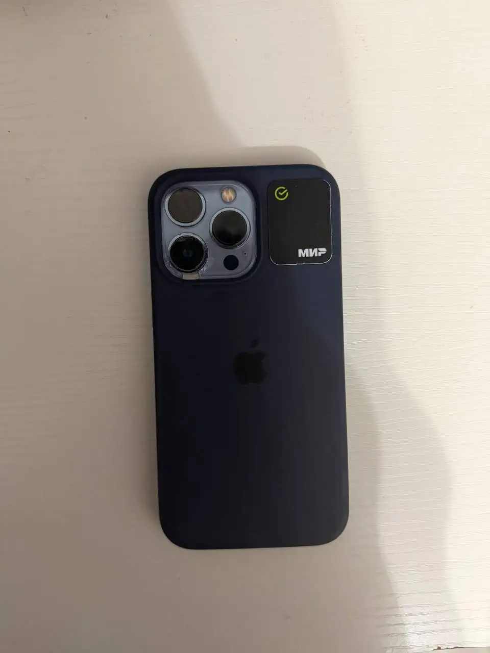 iPhone 13 Pro 256gb с замененным аккумулятором и дисплеем - Смартфоны (Электроника) в Владивосток