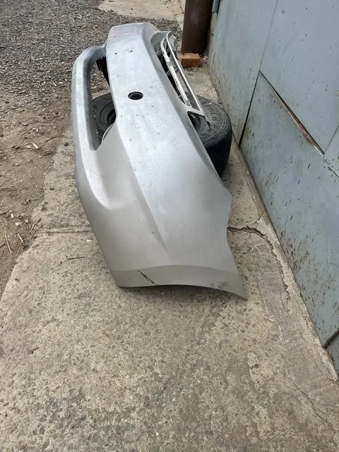 Продам бампер передний на Приус 20 кузов под покраску - Сельхозтехника в Владивосток