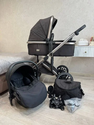 Коляска luxmom 3 в 1 полный комплект - Детская одежда и игрушки в Владивосток