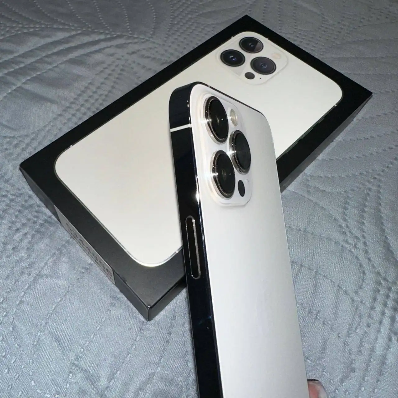 Продам iPhone 13 Pro Max 256GB - Смартфоны (Электроника) в Владивосток