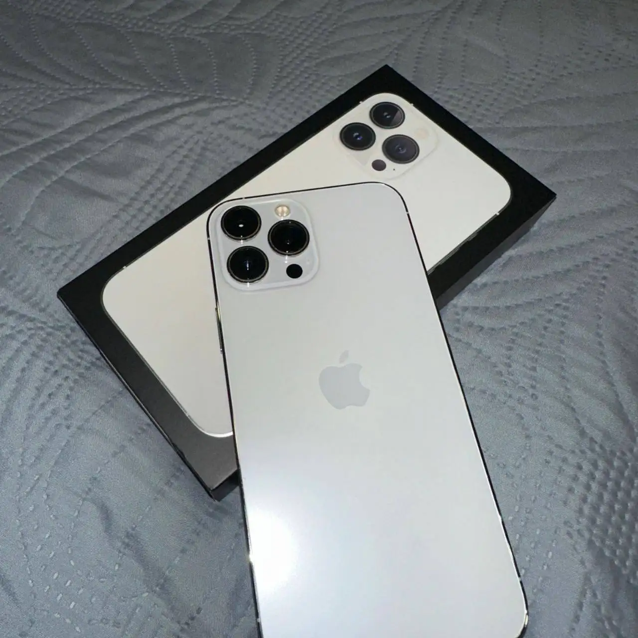 Продам iPhone 13 Pro Max 256GB - Смартфоны (Электроника) в Владивосток