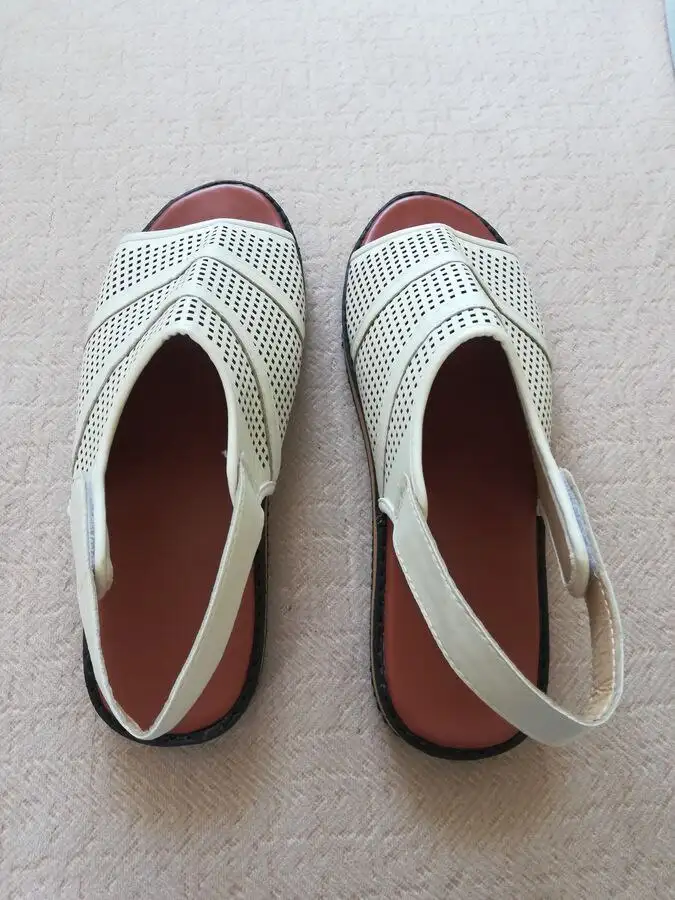 Продам новые сандалии на широкую ногу - Обувь (Одежда) в Владивосток