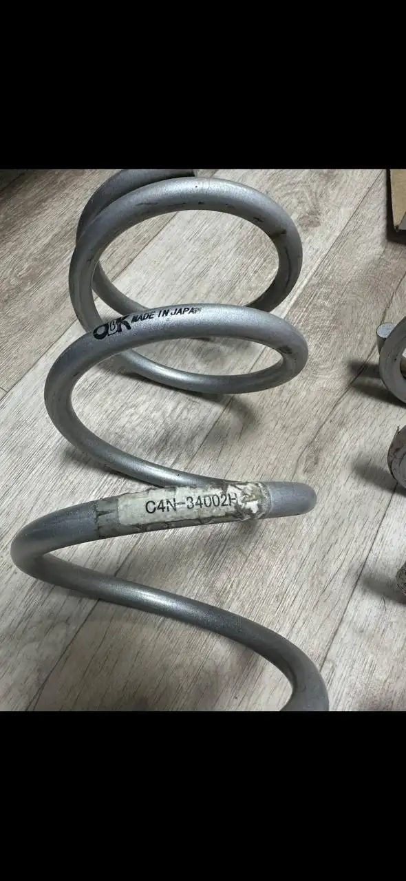 Усиленные пружины б/у - Подвеска (Запчасти) в Владивосток