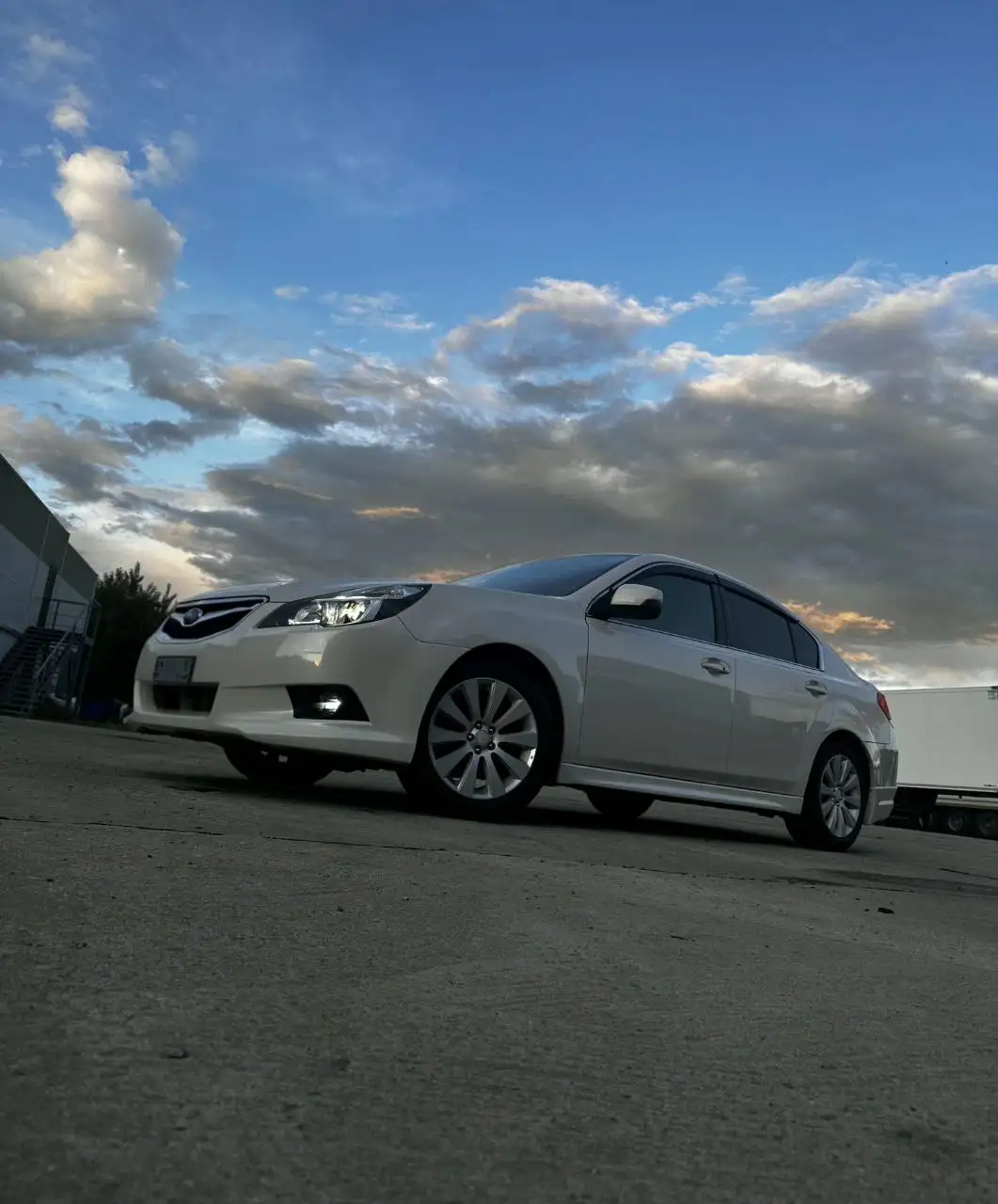 Subaru Legacy B4 2011 года - Легковые автомобили (Авто) в Владивосток