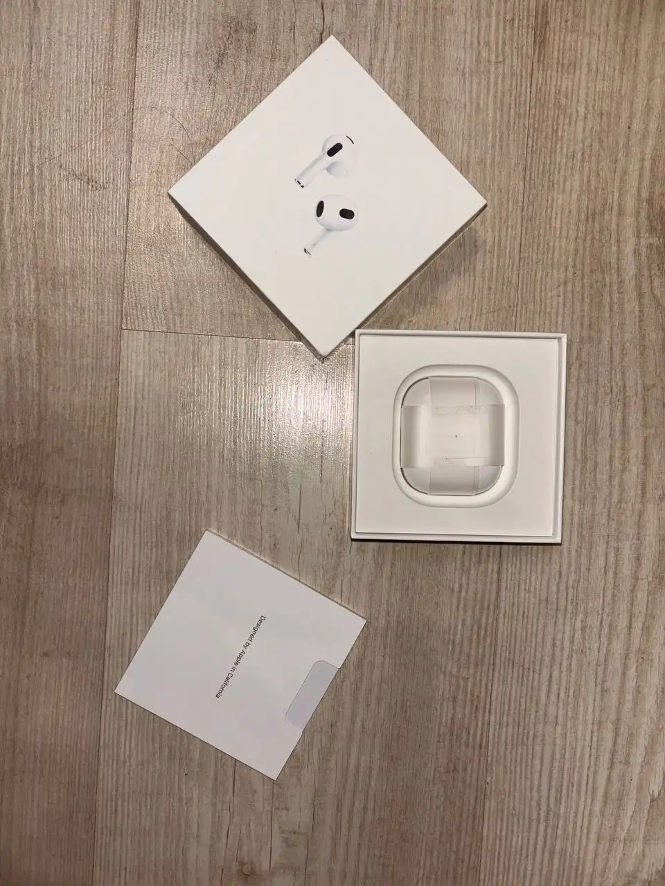 Наушники Apple AirPods 3 в хорошем состоянии с коробкой - Наушники (Электроника) в Владивосток