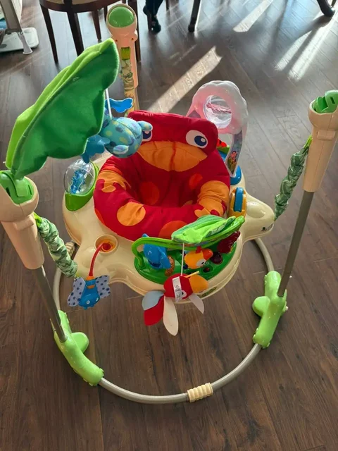 Прыгунки и ходилка (бизи) в отличном состоянии - Самокаты в Владивосток