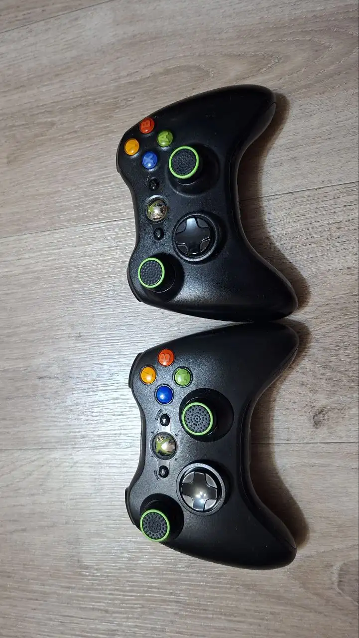 Продам игровую приставку Xbox 360 S (Slim) - Игровые приставки (Электроника) в Владивосток