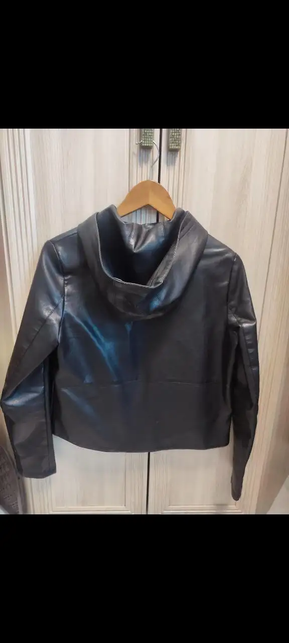 Продажа куртки 44-46р - Верхняя одежда (Одежда) в Владивосток