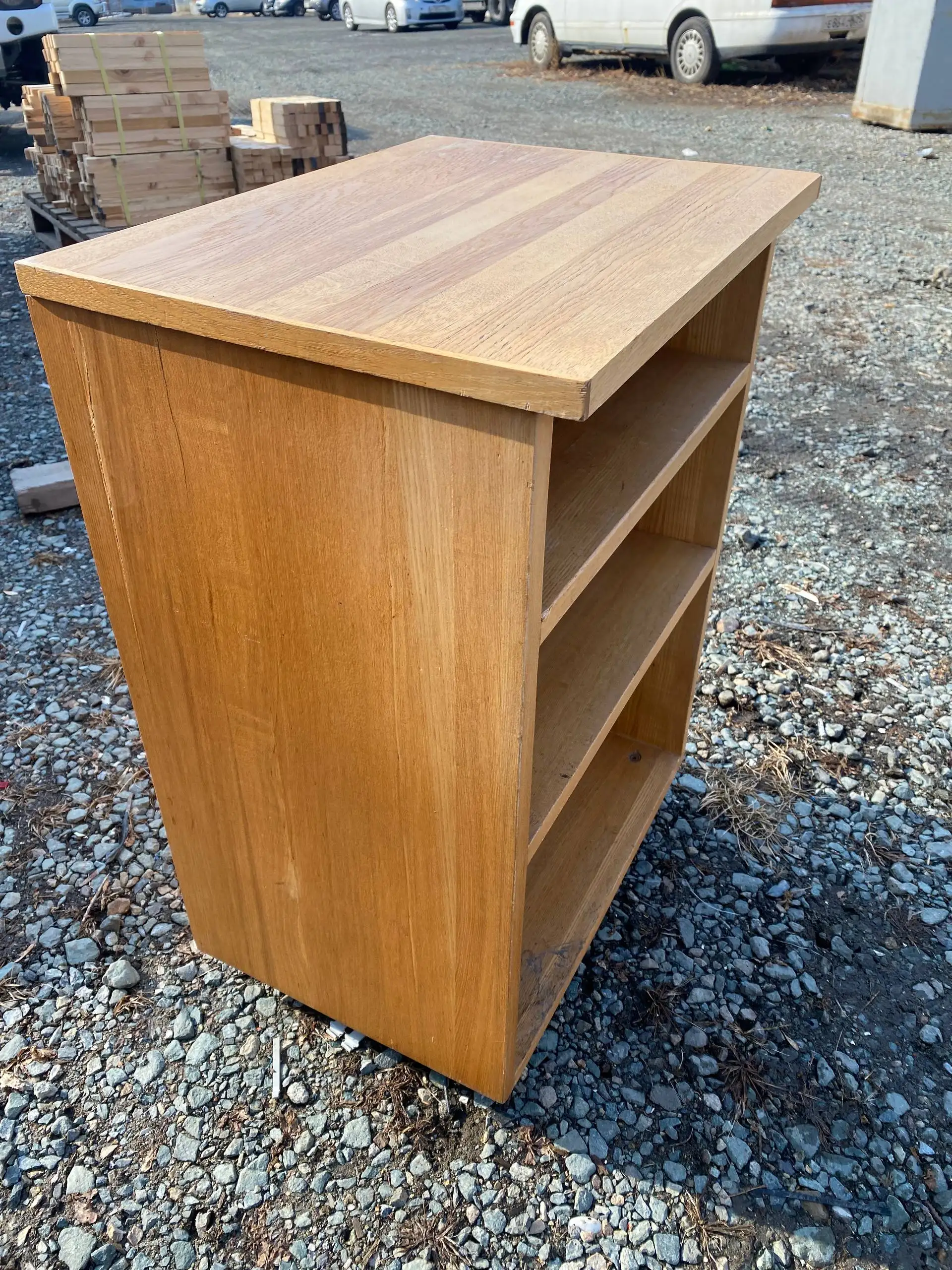 Мебель из массива дуба и лиственницы б/у - Мебель (Для дома и дачи) в Владивосток