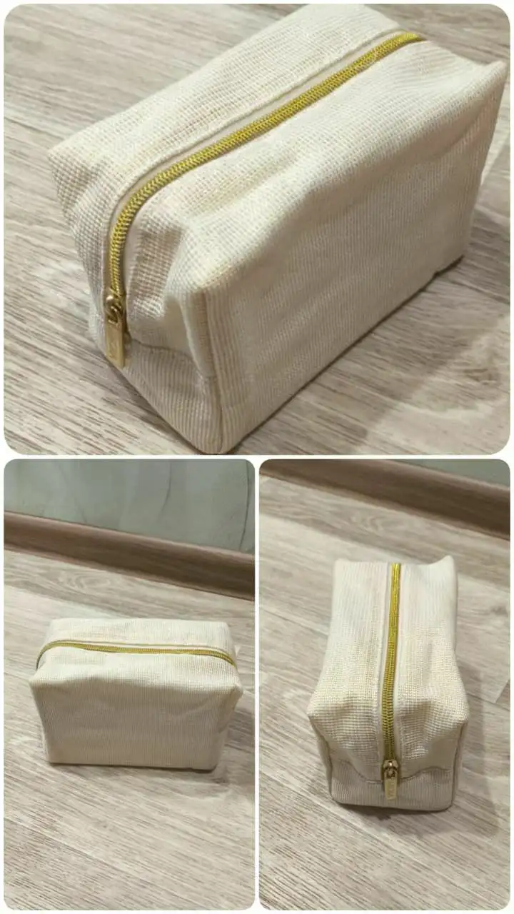 Косметичка Vichi новая бежевая - Косметички и сумки (Красота и здоровье) в Владивосток