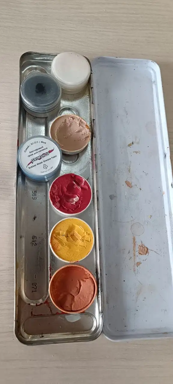 Продажа грима для макияжа - Макияж (Красота и здоровье) в Владивосток