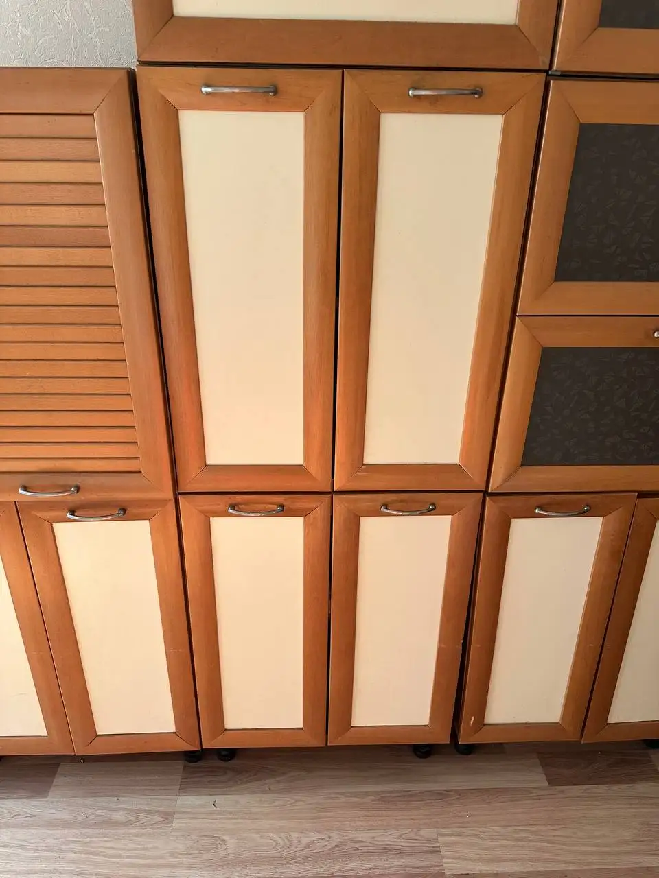 Продам кухонный гарнитур - Мебель (Для дома и дачи) в Владивосток