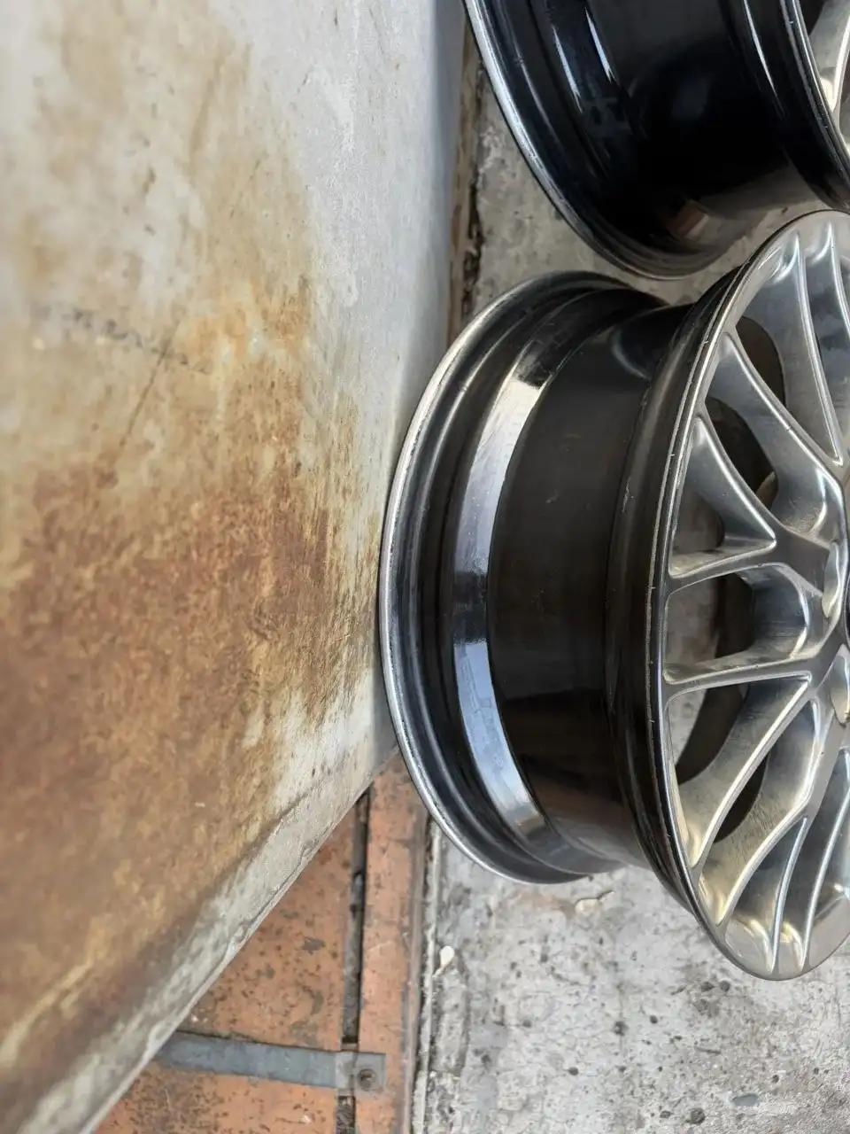 Продажа оригинальных дисков BBS с Toyota Noah 80 WXB - Диски и шины (Запчасти) в Владивосток