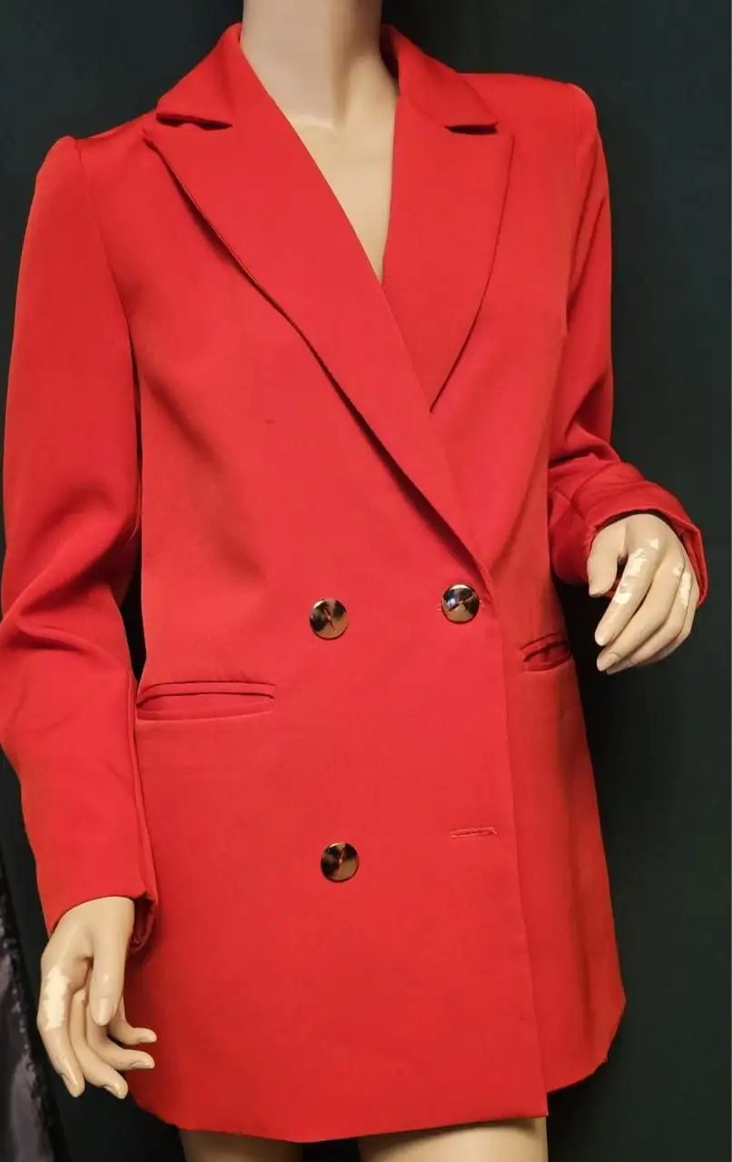 Женский пиджак красный двубортный - Верхняя одежда (Одежда) в Владивосток