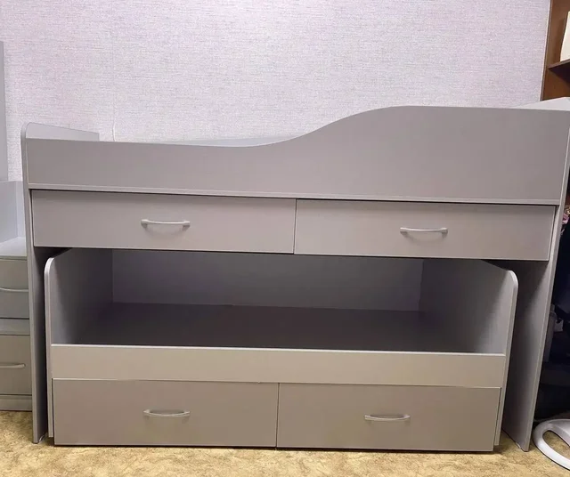 Двухъярусная кровать с матрасом - Фурнитура в Владивосток