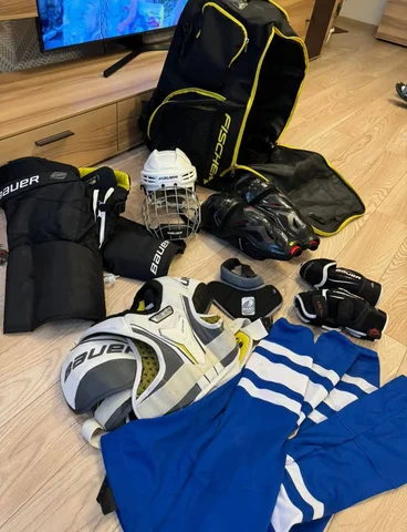 Продам хоккейную форму для подростка - Металлоискатели в Владивосток