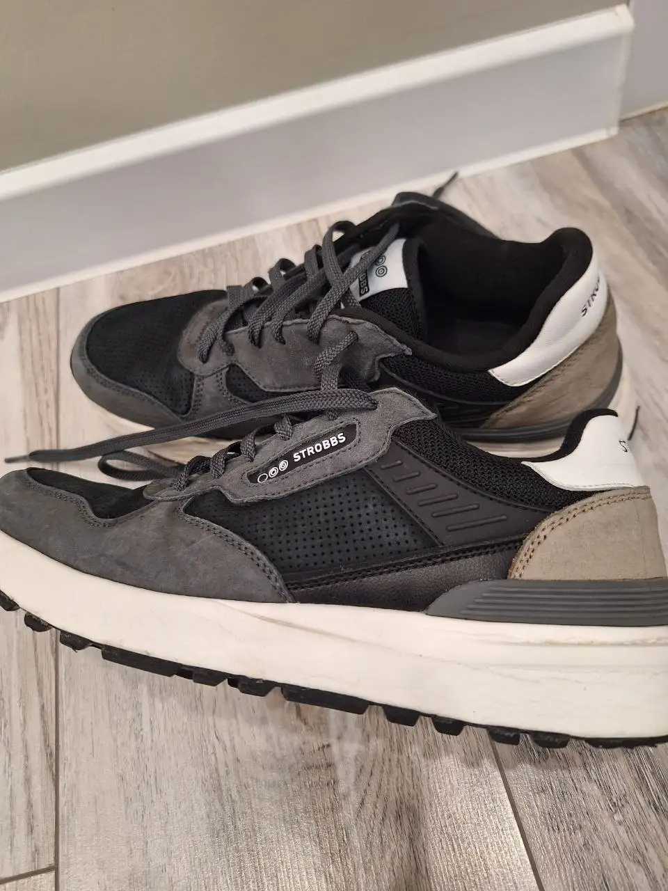 Кроссовки Strobbs размер 42 - Обувь (Одежда) в Владивосток