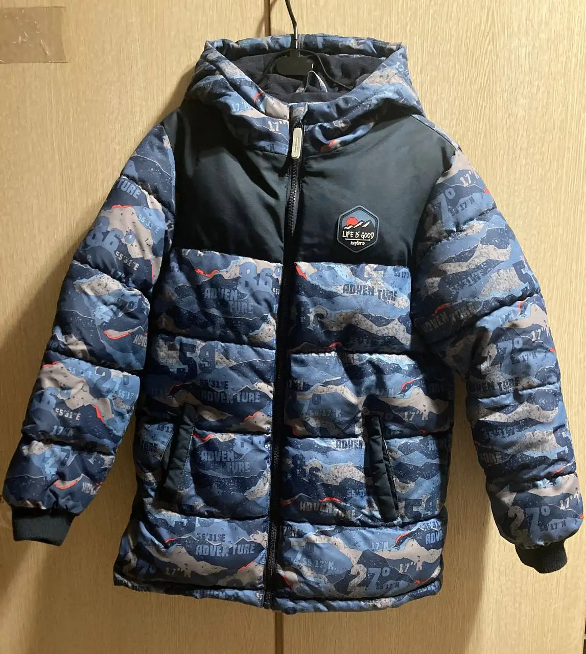 Куртка на мальчика размер 146 для холодного демисезона - Детская одежда (Одежда) в Владивосток