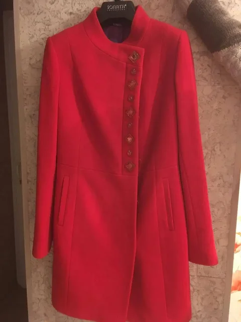 Красное демисезонное пальто 44 размера - Спецодежда в Владивосток
