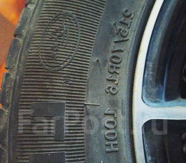 Продам литье в комплекте с летней шиной - Колесные диски и шины (Запчасти) в Владивосток