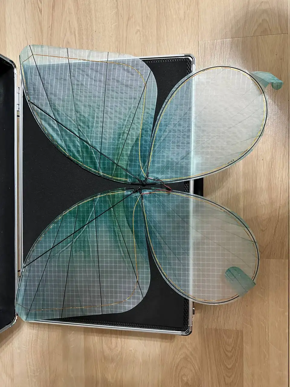 Декоративная летающая бабочка на пульте управления для мероприятий - Хобби и отдых в Владивосток