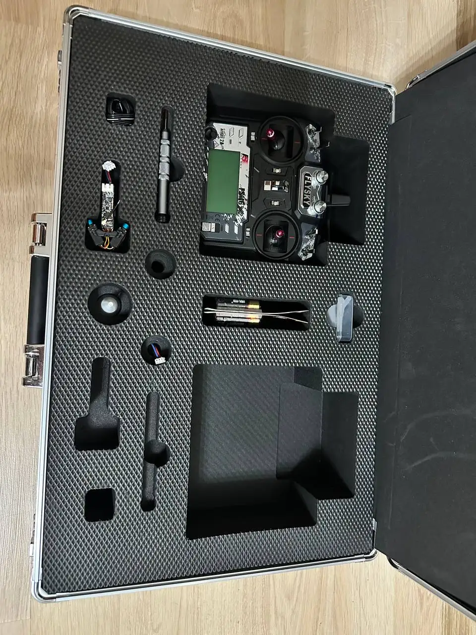 Декоративная летающая бабочка на пульте управления для мероприятий - Хобби и отдых в Владивосток