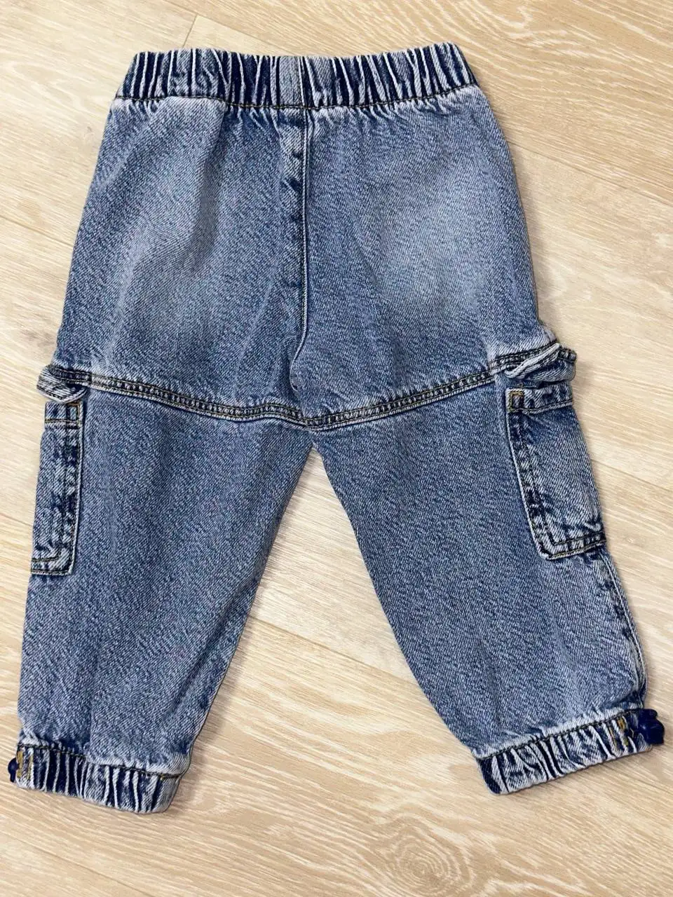 Продам джинсы ZARA для детей 9-12 месяцев - Одежда (Товары для детей) в Владивосток