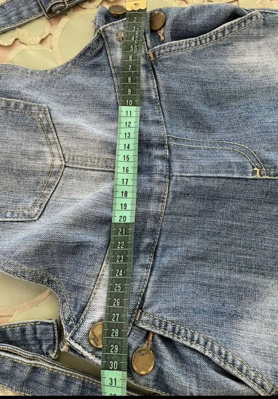 Джинсовый комбинезон для девочки на рост 134 см - Детская одежда (Одежда) в Владивосток