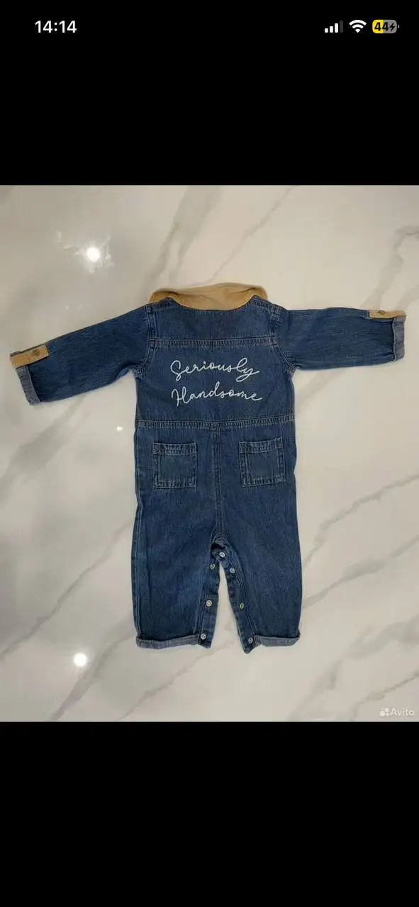 Джинсовый комбинезон для мальчика 62-68 см - Одежда для детей (Товары для детей) в Владивосток
