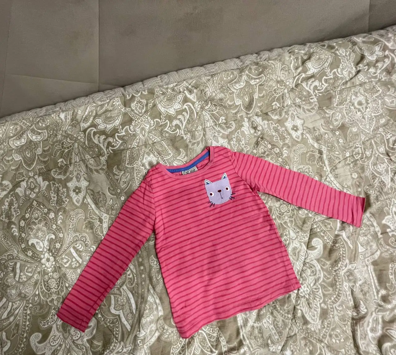 Кофточка для девочки на рост 116 см - Детская одежда (Одежда) в Владивосток