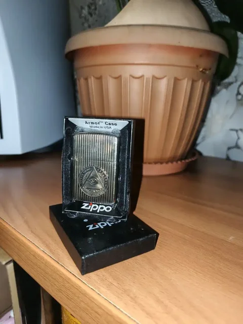 Коллекционный корпус для Zippo США - частное объявление в Владивосток