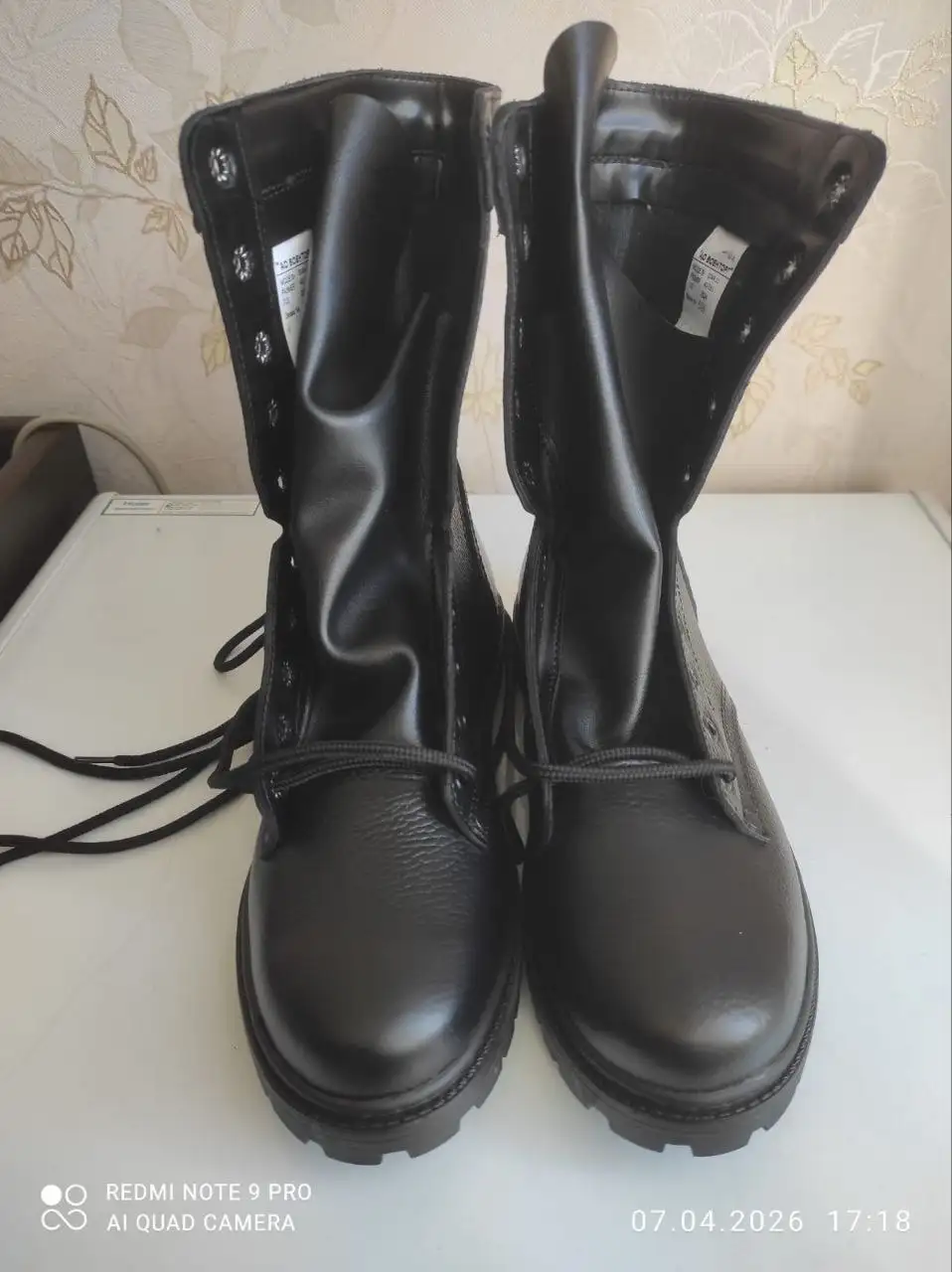 Продам новые берцы 40 размер - Обувь (Одежда) в Артём