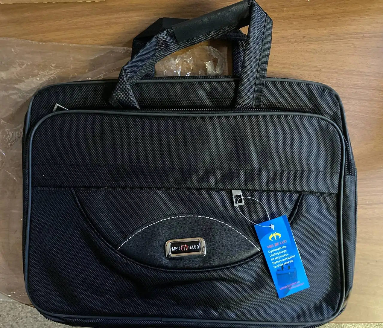 Сумка для ноутбука и бумаг новая - Барахолка в Владивосток